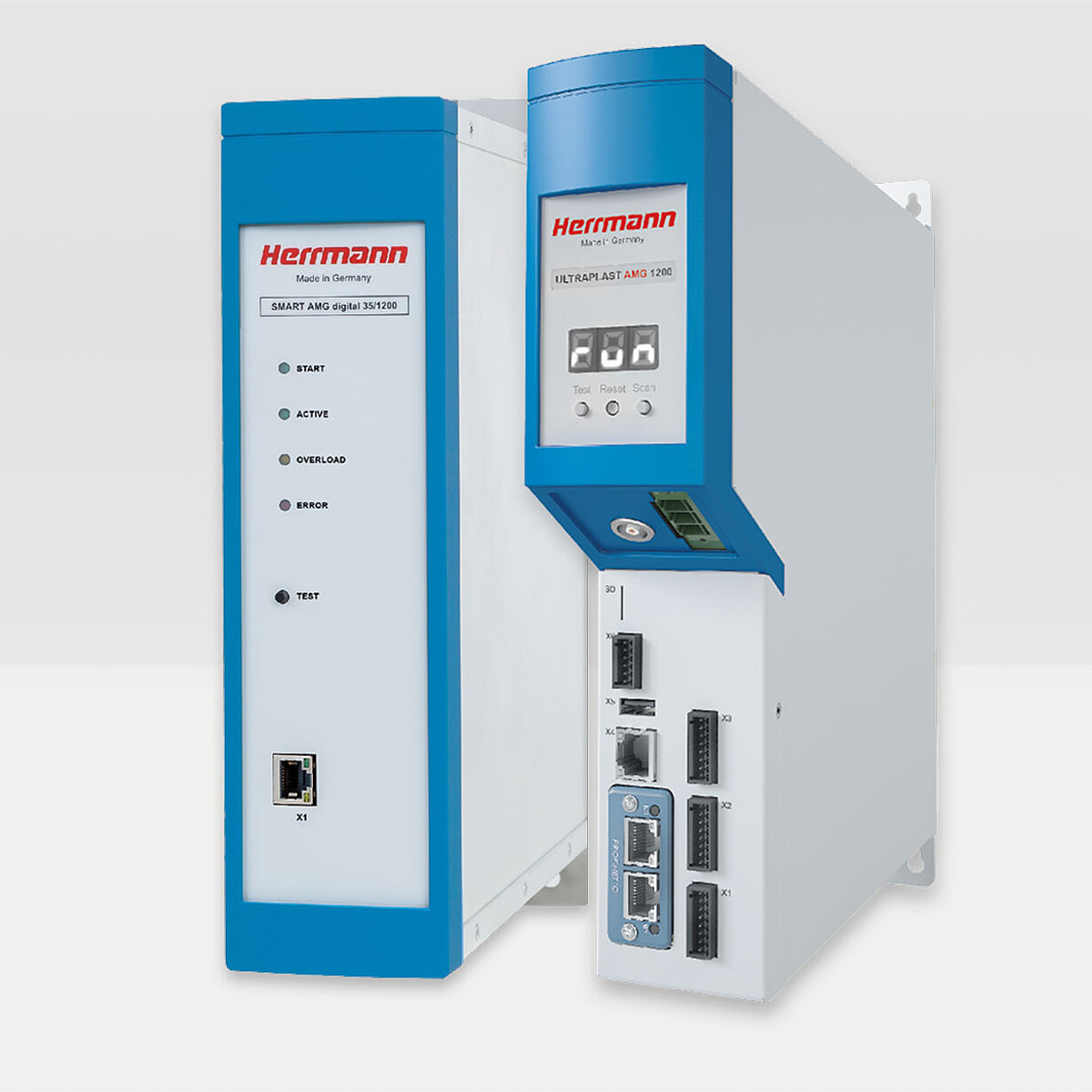 两台 Herrmann 超声波发生器，带显示屏和控制接口